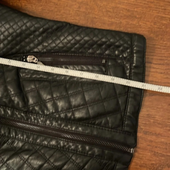 ❤️Therapy quilted faux leather jacket women’s S black cropped moto - Picture 12 of 13